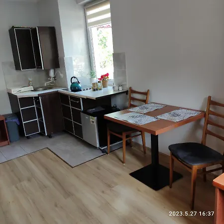 Pod Lipa Apartment *